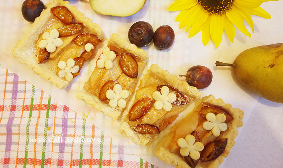 Image for: Tart s kruškama i šljivama