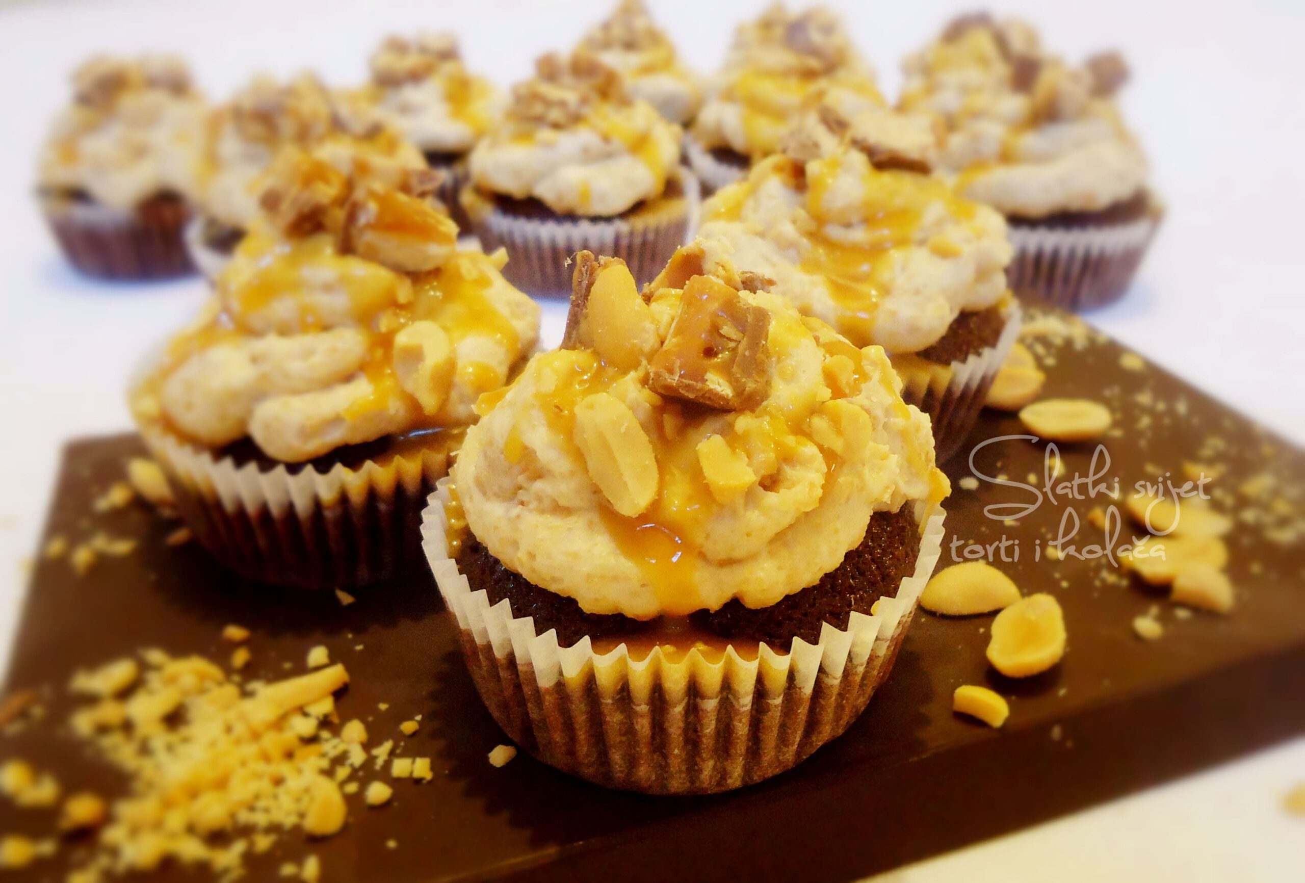 Image for: Snickers cupcake