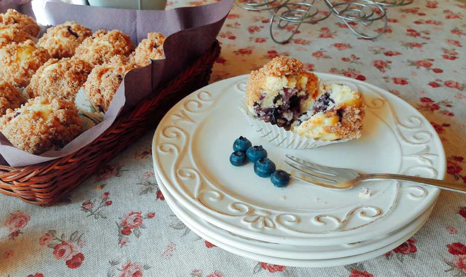 Image for: Hrskavi muffini s borovnicama i limunom