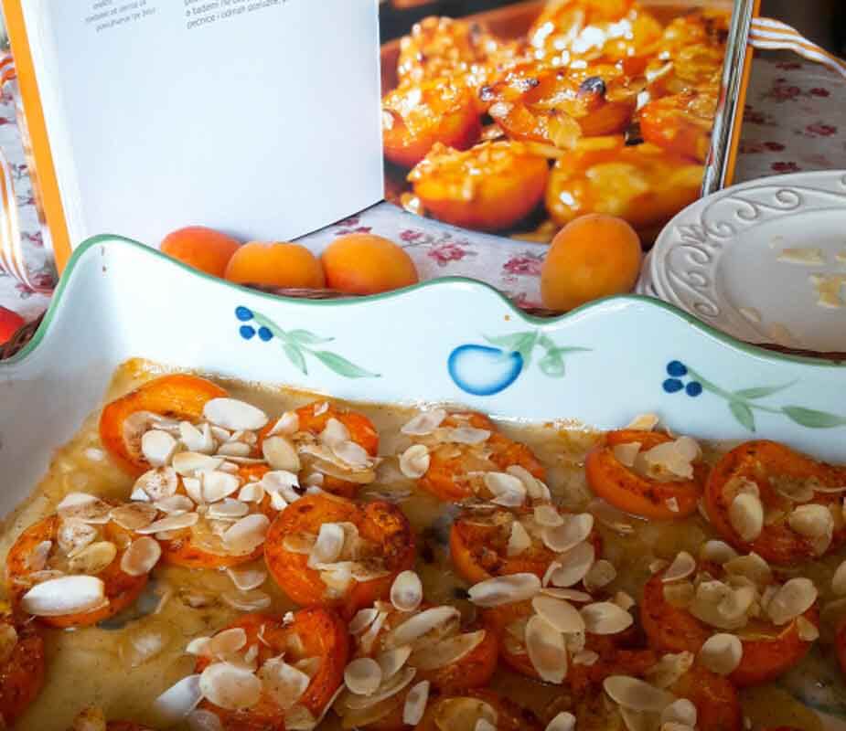 zapecene marelice s bademima i medom zdravi recepti